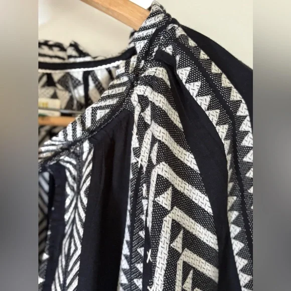 Maeve Monochrome Geometric Long Sleeve Dress - Picture 8 of 16